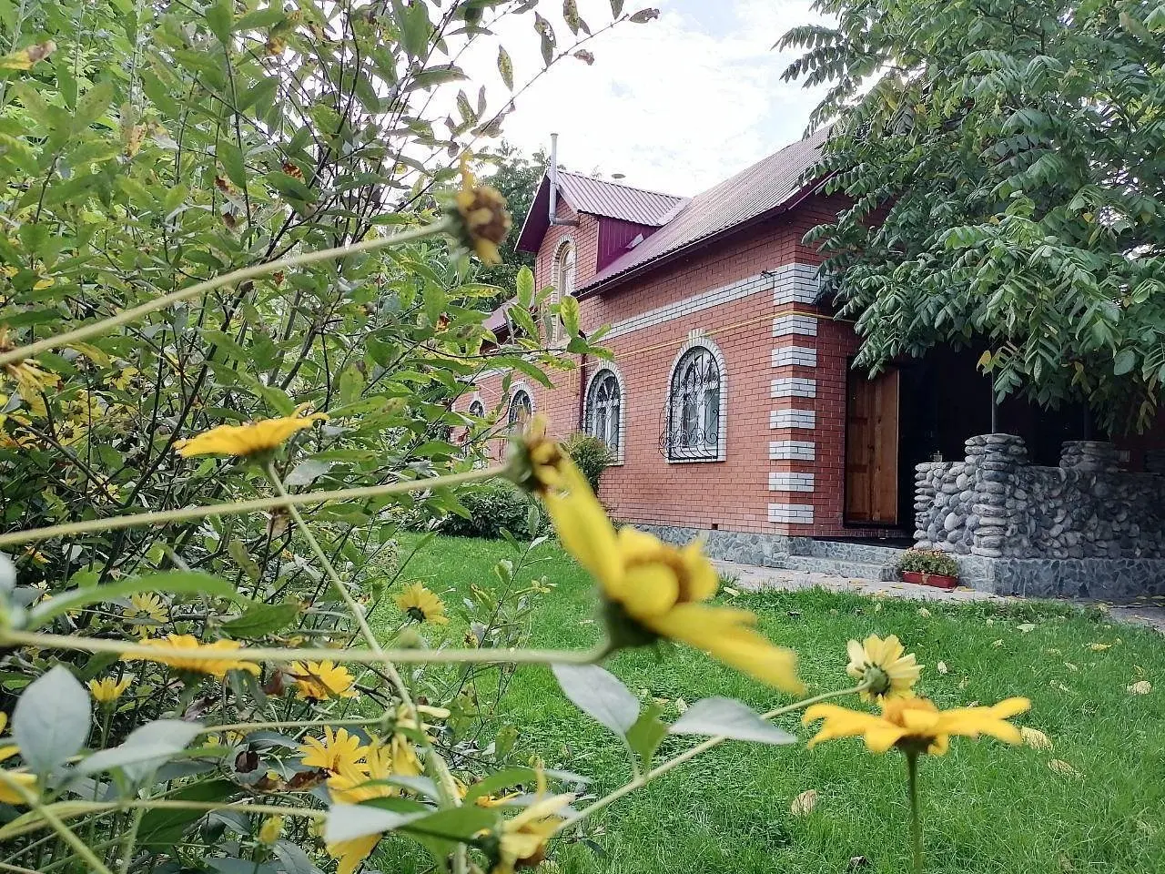 Вход в дом |  Орешек, Горный Алтай (Республика Алтай)
