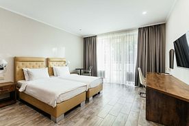 Апартаменты 4-местный 3-комнатный Вилла Amza Alashara, Пансионат Amza Park Hotel, Гагра