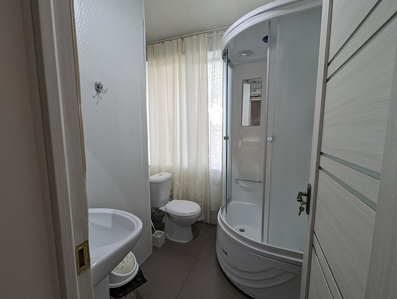 PXL_20240529_064146502.RAW-01.COVER