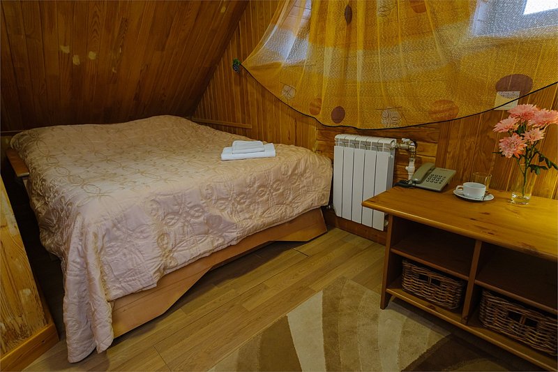 Стандартный 1-местный (мансарда)