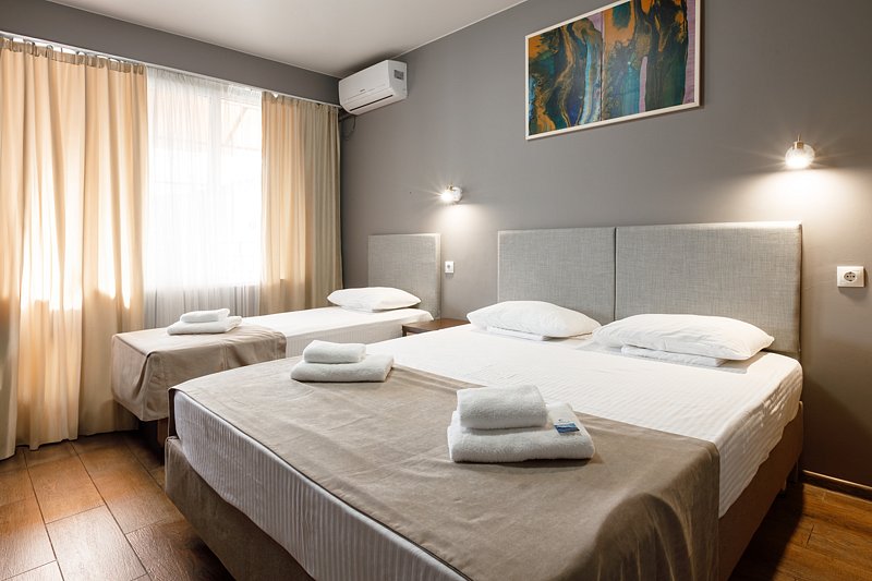 Стандартный 3-местный (с балконом)