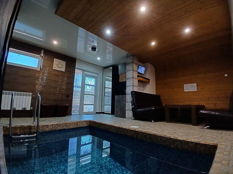 Гостевой дом с бассейном и баней, Оренбургская область: фото 5