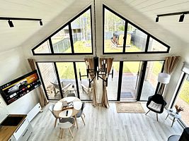 Четырёхместный коттедж Superior с красивым видом из окна, Глэмпинг Letto House Осиновец, Всеволожский район