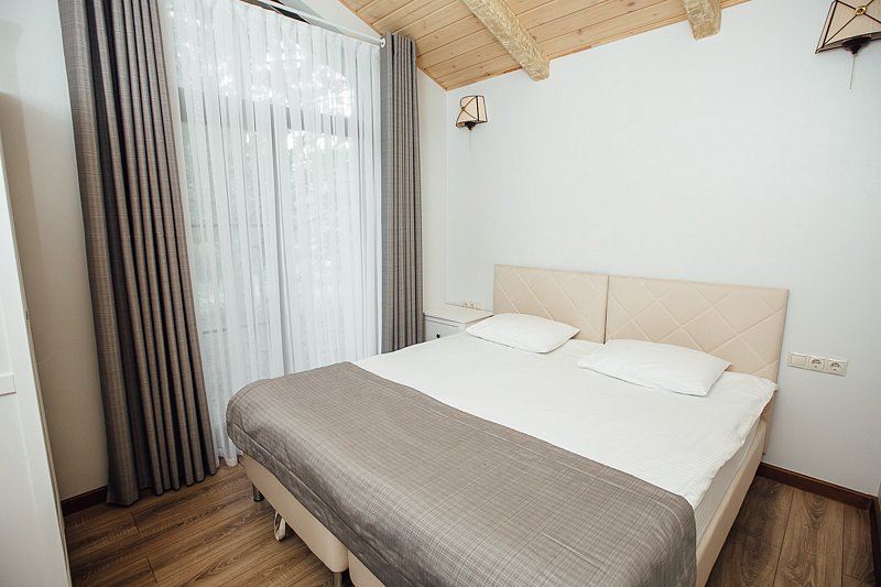 Дом 4-местный 1-комнатный (с 2 спальнями)