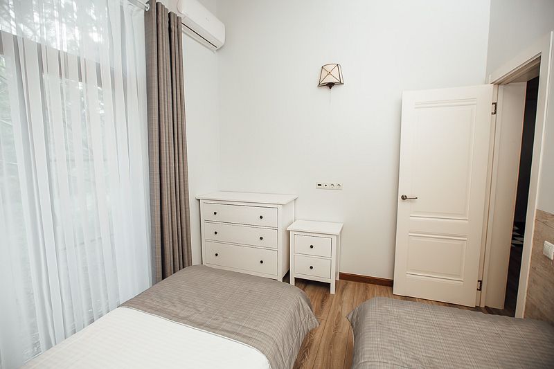 Дом 4-местный 1-комнатный (с 2 спальнями)