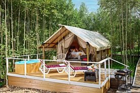 Тент "Любовь" Мансарда с красивым видом из окна, База отдыха Просто Эко, Клинский район