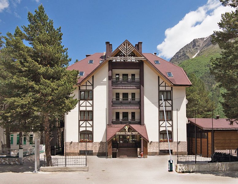 Гостиница Времена Года Чегет, Республика Кабардино-Балкария, Терскол 