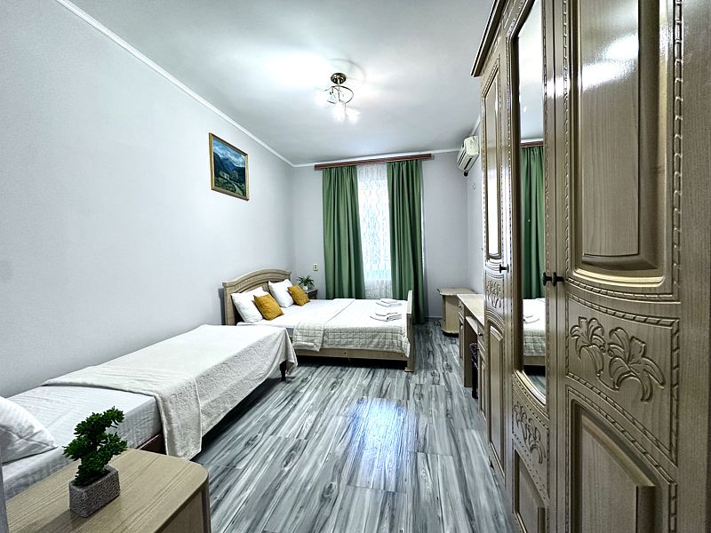 Эконом 3-местный