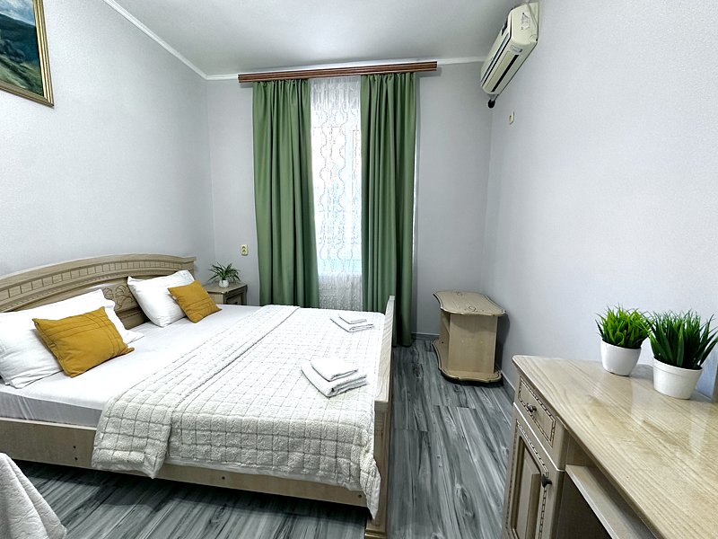 Эконом 3-местный