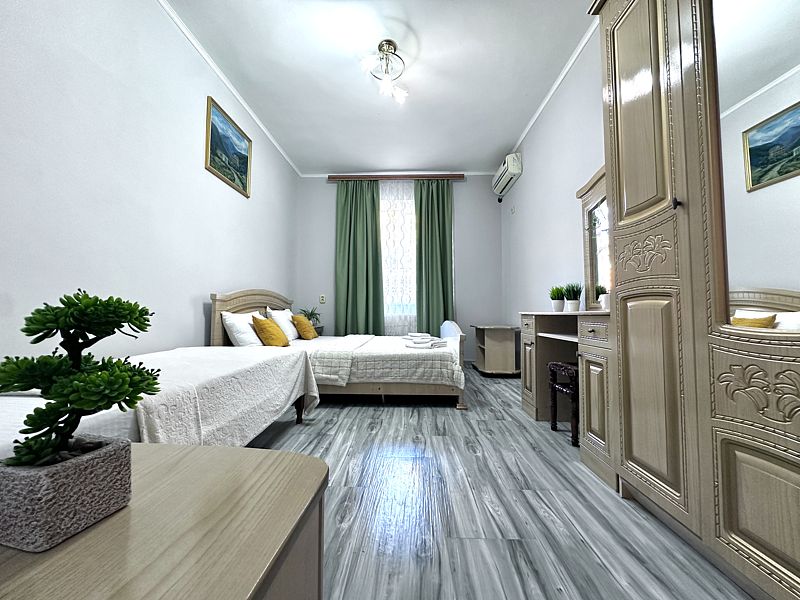 Эконом 3-местный