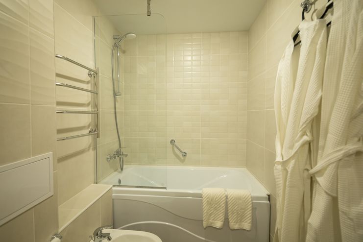 Люкс 4-местный 2-комнатный (VIP корпус 2)