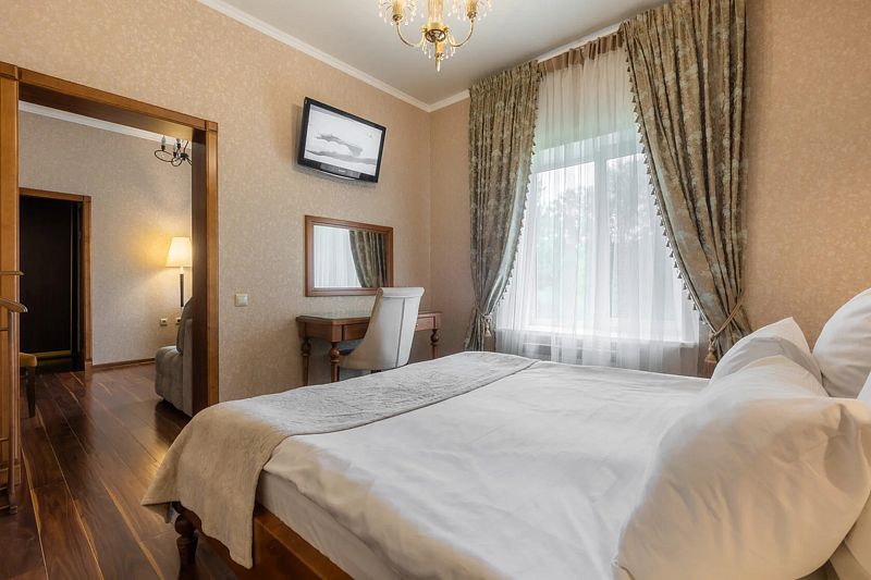 Полулюкс 2-местный 2-комнатный (№2)