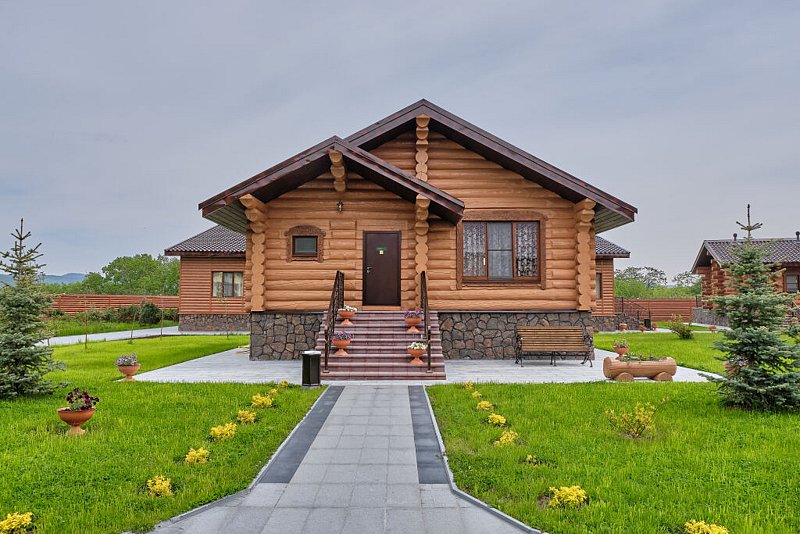 Гостинично-ресторанный комплекс Тайны Камчатки, Камчатский край, село Паратунка Елизово поселок Термальный село Паратунка