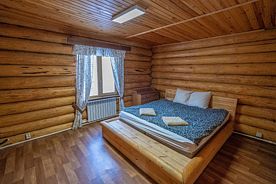 Терем, База отдыха Медвежий угол Увильды, село Губернское