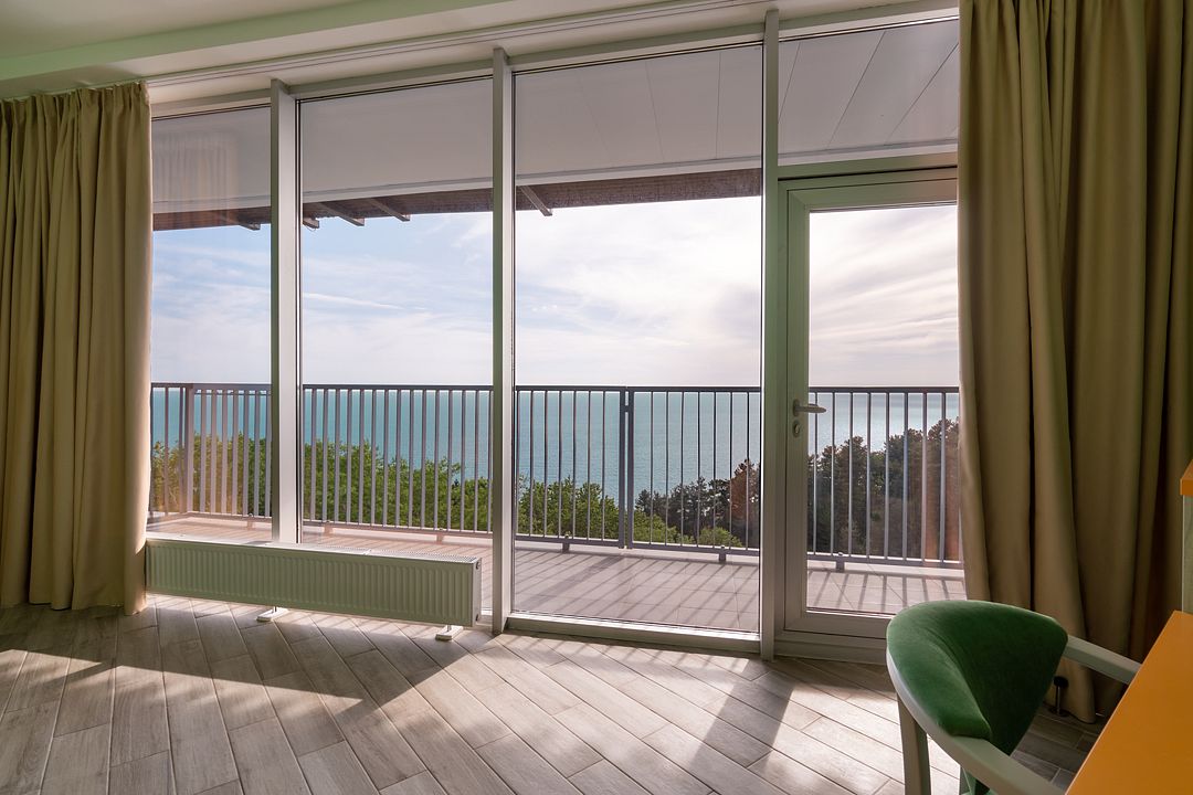 Стандартный 4-местный 2-комнатный (с балконом)