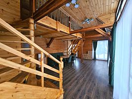 Шале у бассейна Номера домов: 1, База отдыха Ёлки, Катунское