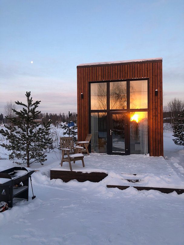 Глэмпинг Sheluha house Уютный Tiny House с мансардным окном, Можайск, Московская область