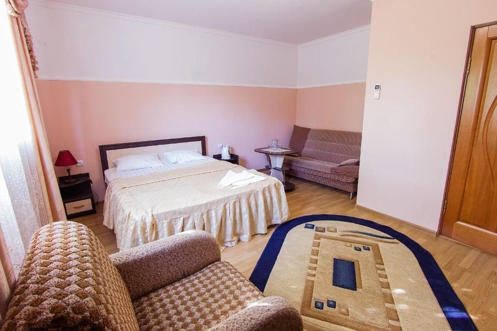 Курортный отель Приморье с бассейном, Краснодарский край, Анапа Краснодар Супсех