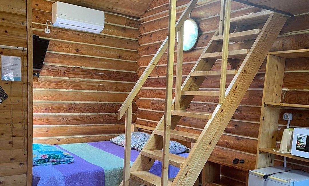 Номер 4-местный (в доме из бруса с мансардой)