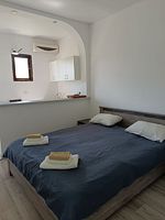 Четырёхместный номер комфорт плюс двухкомнатный, Гостевой дом Казантип Центр, село Новоотрадное