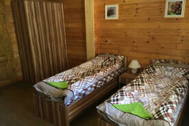 Таунхаус «П» 2 с двумя раздельными односпальными кроватями, Туристическая деревня Поляна, Чусовой
