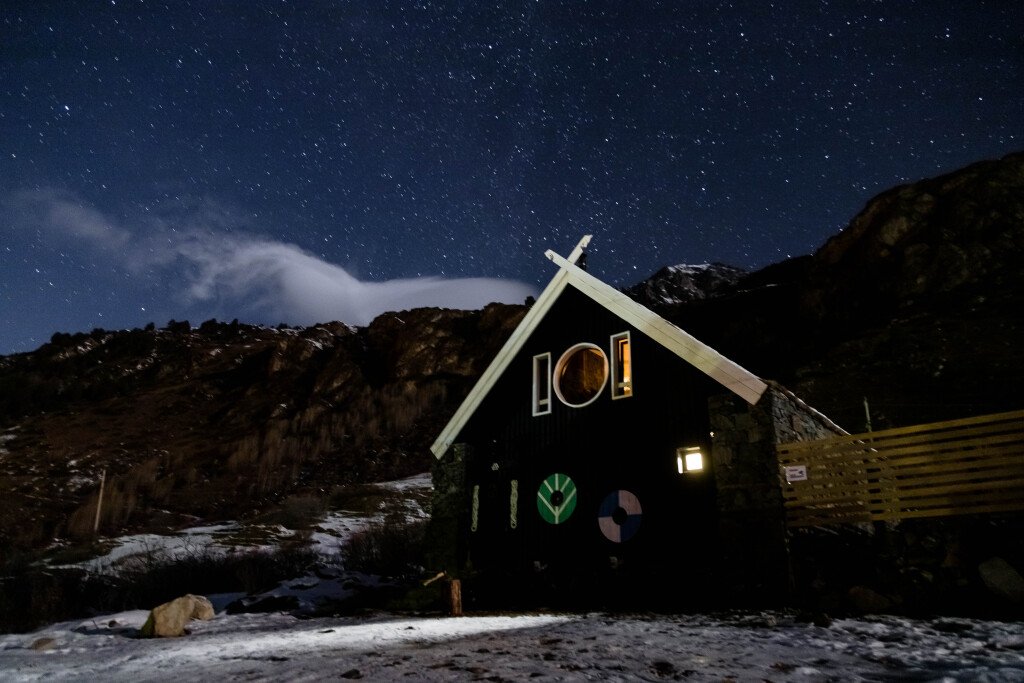 Дом Black Point Тегенекли (Блэк Поинт), Республика Кабардино-Балкария, Тегенекли Терскол Эльбрус Эльбрусский район Поляна Азау Байдаево