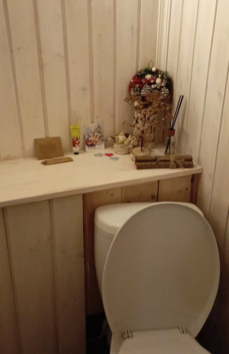 Фото 1 из отзыва о турбазе Адмирал