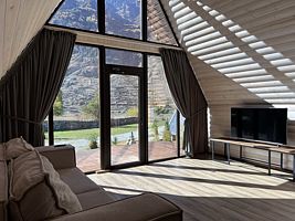 Четырёхместный коттедж с красивым видом из окна, Глэмпинг BalkariA-frame, село Верхняя Балкария