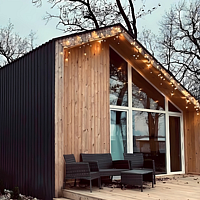 Двухместный коттедж Superior двуспальная кровать, Глэмпинг  Capital-Marks, Маркс