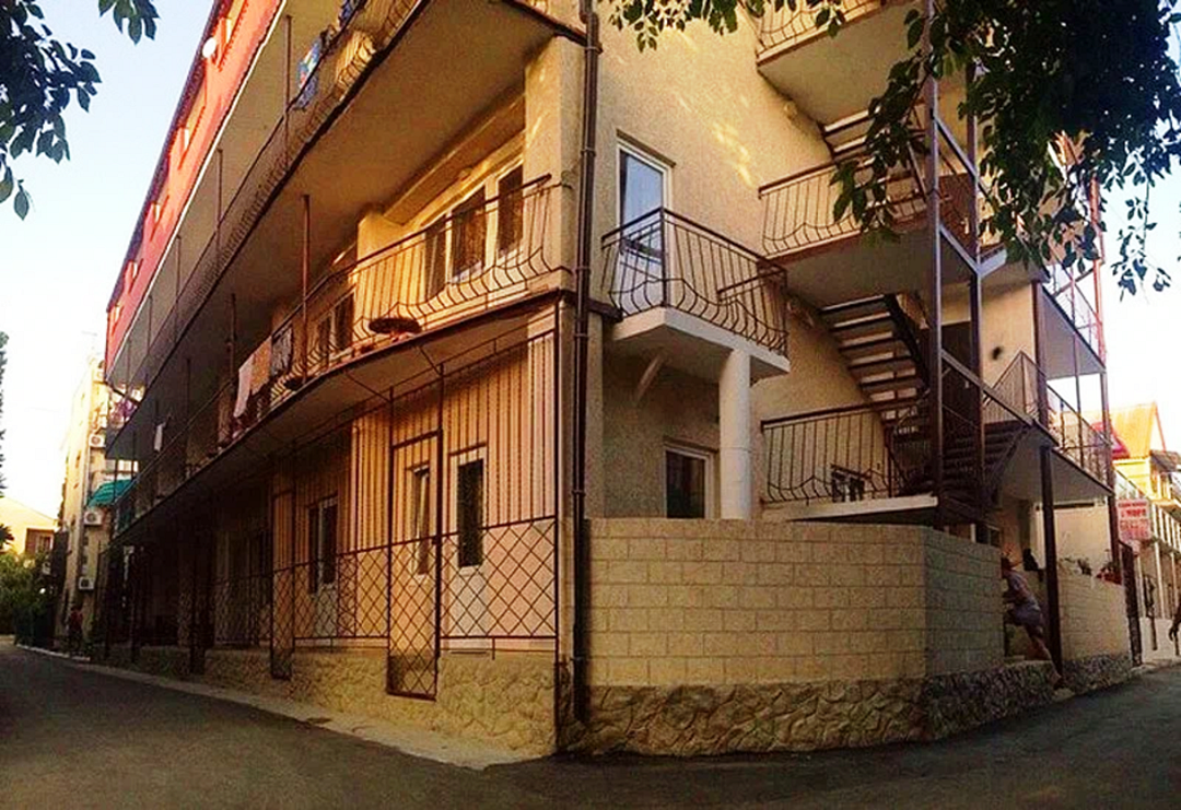 Клуб-отель Релакс, Крым, Саки 