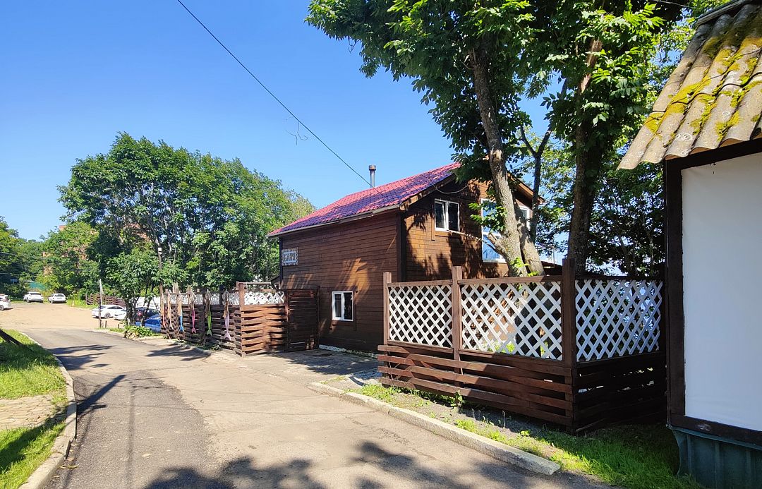 Дом 8-местный (с баней)