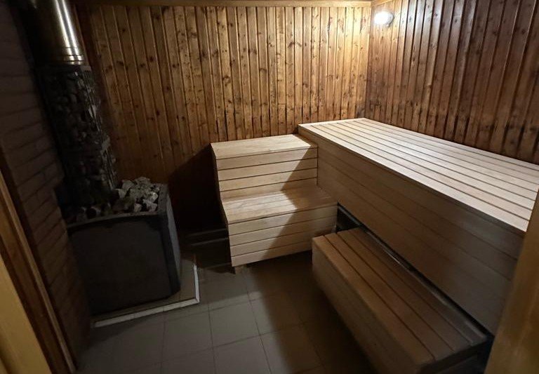 Дом 8-местный (с баней)