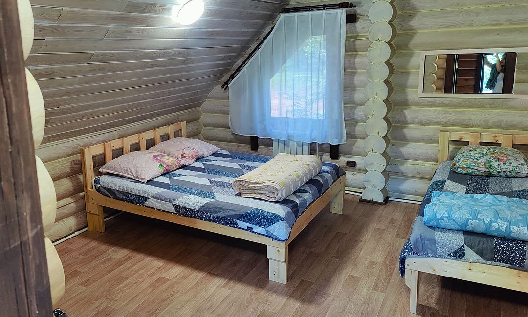 Дом 9-местный (из бруса с баней)