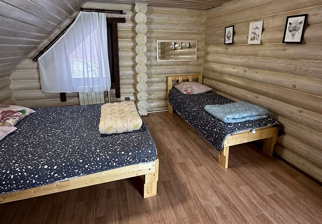 Дом 9-местный (из бруса с баней)