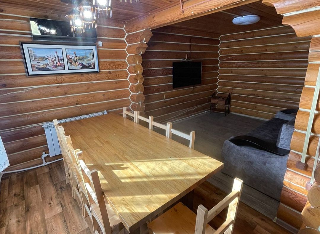 Дом 9-местный (из бруса с баней)