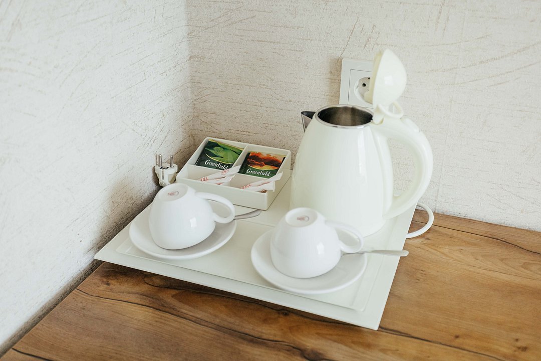 Стандартный 2-местный (с балконом, боковой вид на море, корпус 1)