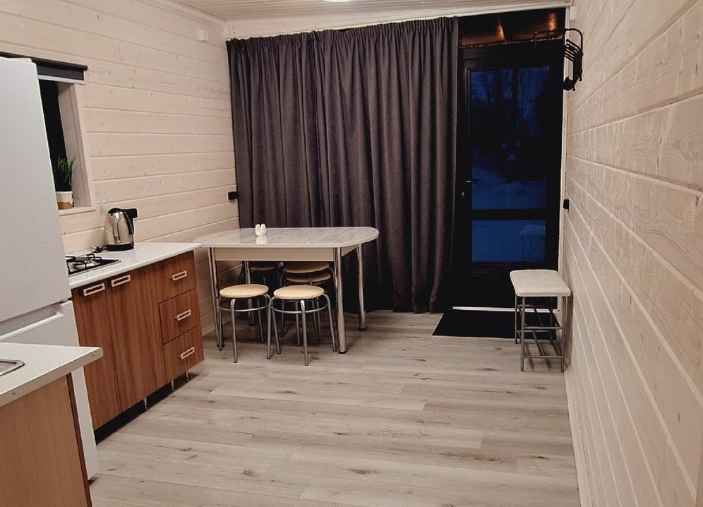 Дом 6-местный 2-комнатный (Скай)