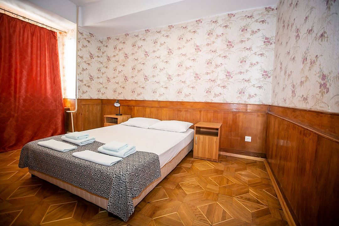 Люкс 4-местный 3-комнатный (вид на море)