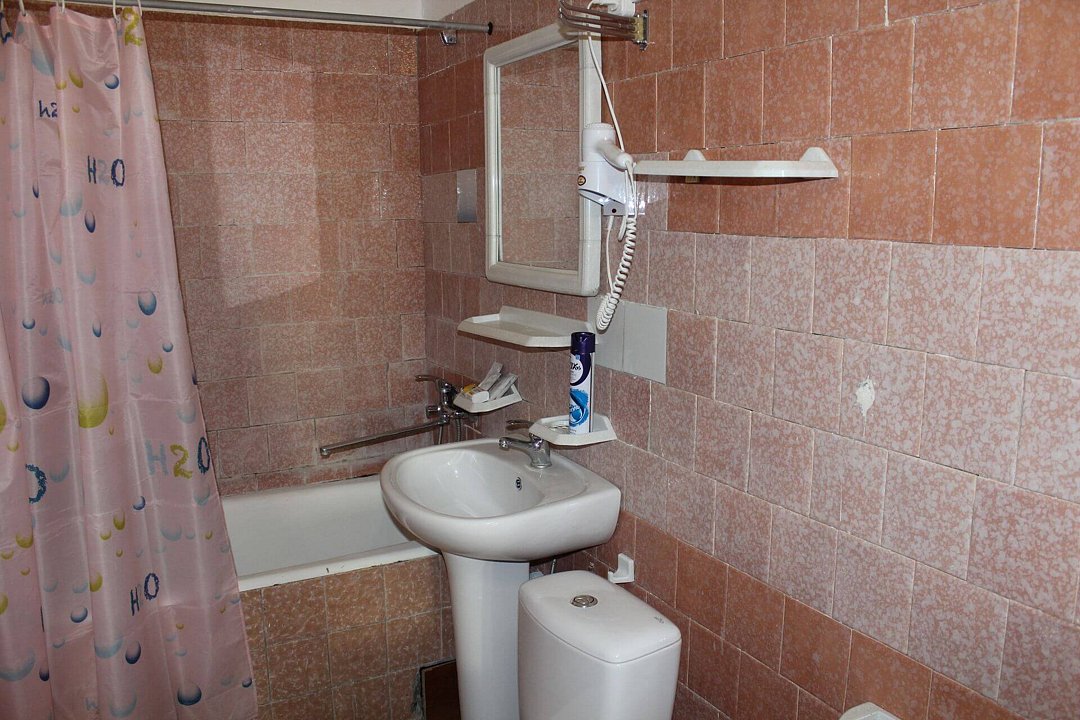 Люкс 4-местный 3-комнатный (вид на море)