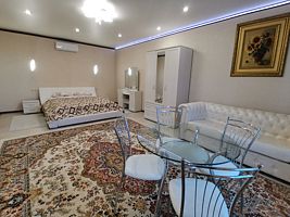 Двухместный люкс Premium двуспальная кровать, Гостевой дом Эллис, Геленджик