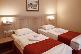 Двухместный номер Джакузи Comfort с видом на город двуспальная кровать, Гостевой дом Вишнёвый Сад, Тверь