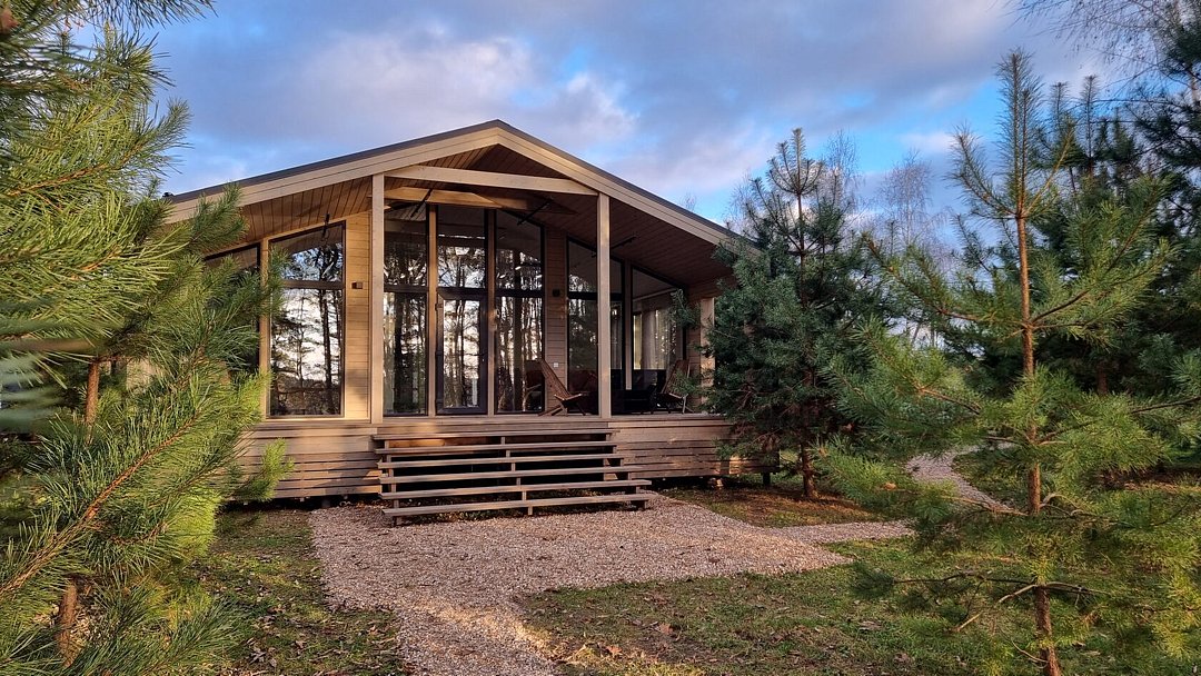 Гостевой дом La Dacha (бывший Коттеджный комплекс La Dacha), Московская область, Горетово 