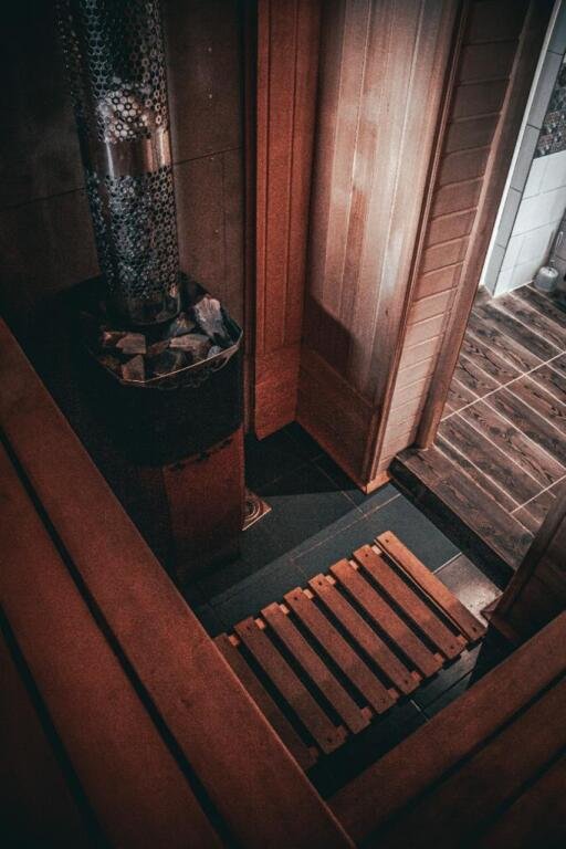 с сауной камином и беседкой у Фетисов Арены, Приморский край: фото 5