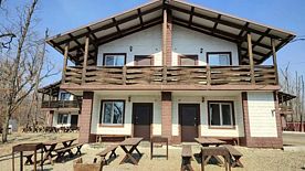 Трёхместный номер в коттедже, Центр отдыха Жемчужина, Владивосток