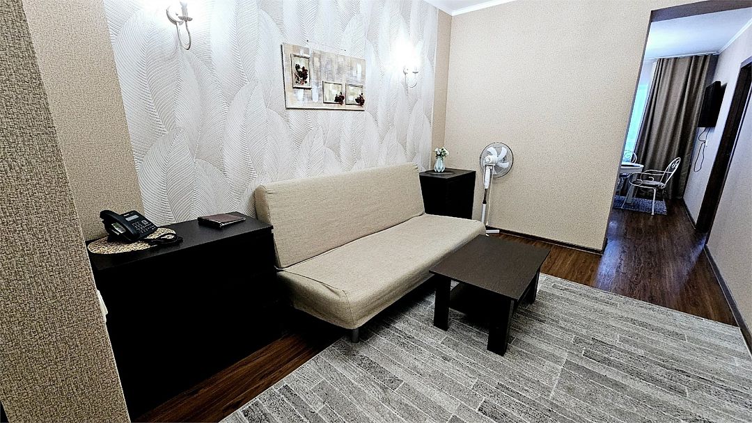 Делюкс 4-местный 3-комнатный Евро (корпус 4)