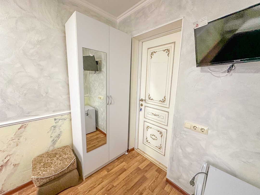 Семейный 4-местный 2-комнатный (с балконом, 3 этаж)