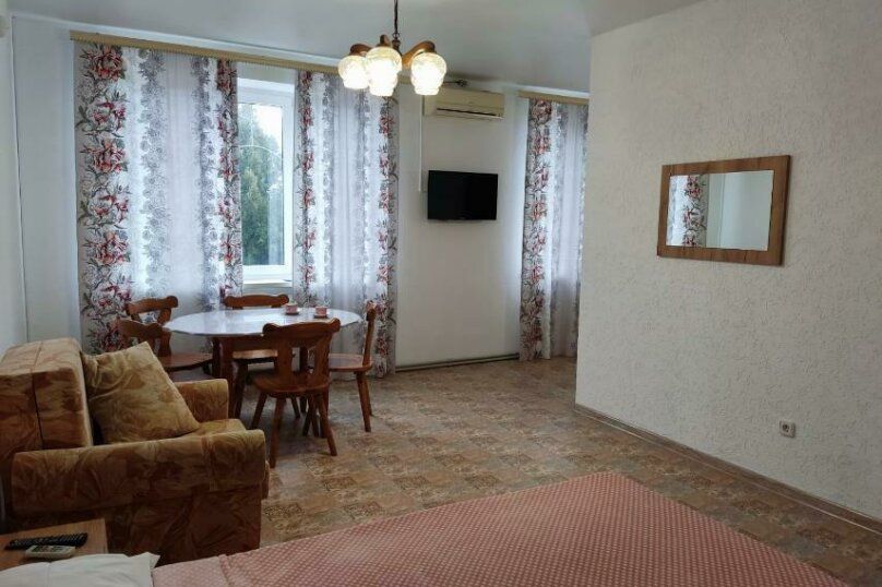 Комфорт 5-местный 2-комнатный (с кухней)