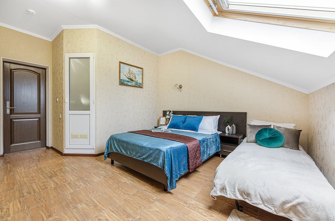 Стандартный 2-местный 1-комнатный (без балкона, мансарда)