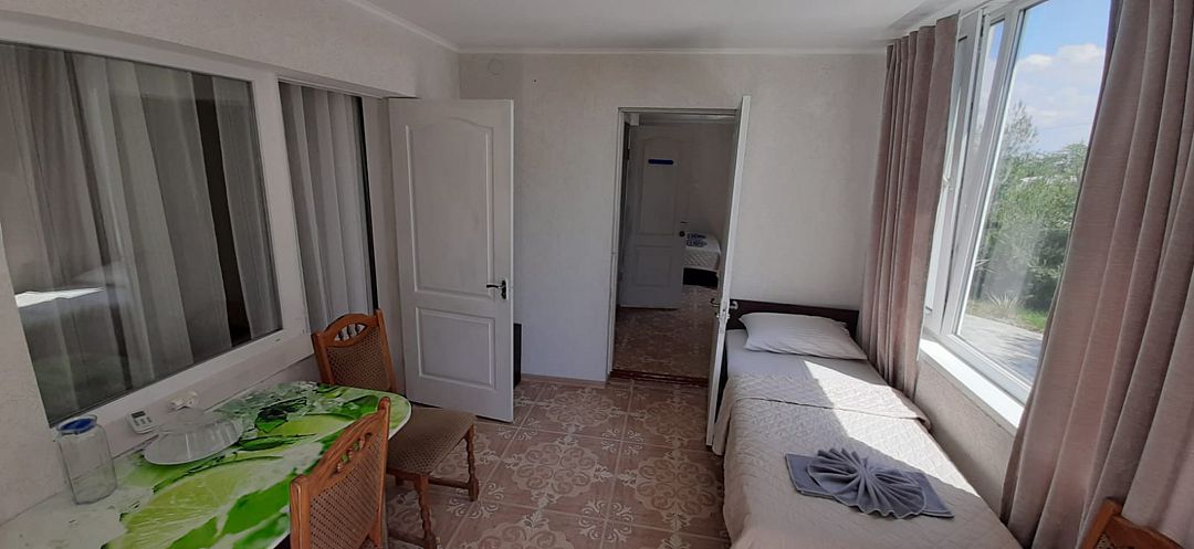 Стандартный 4-местный 2-комнатный