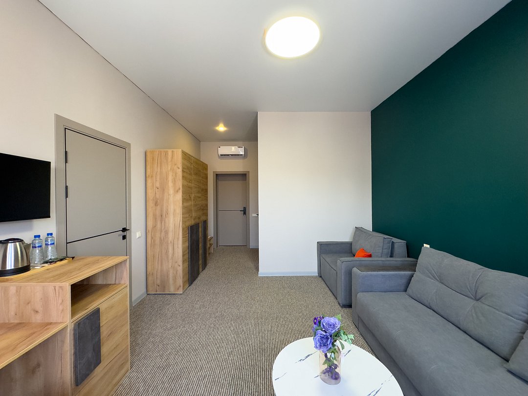 Люкс 2-местный 2-комнатный (корпус 2)